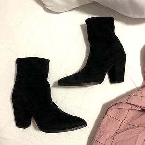 Pelle Moda “Natasha” Bootie